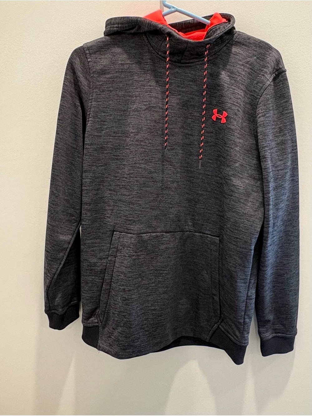 Under Armour Men's Dark Gray Heather Hoodie